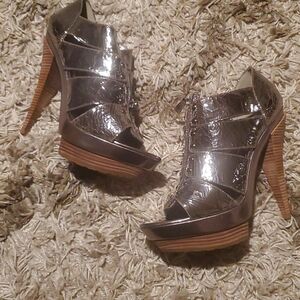 JESSICA SIMPSON KOOLIA